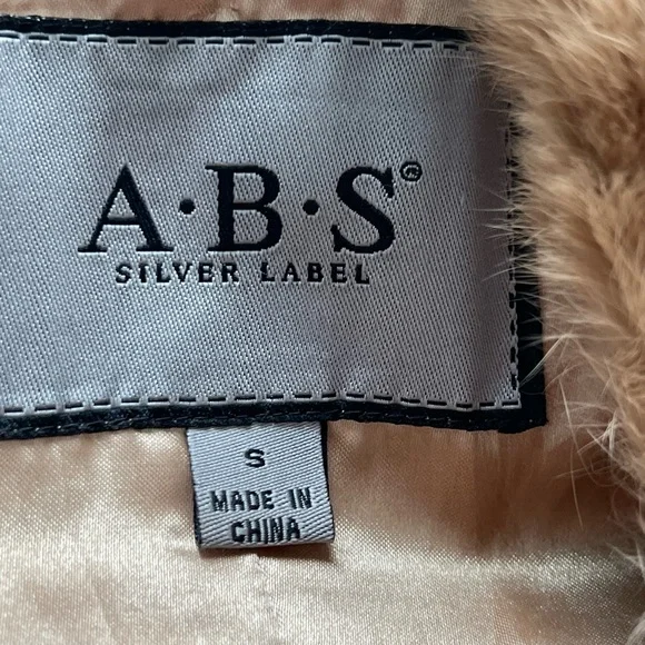 Coat - Picture 8 of 16